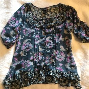 Daytrip sheer polyester blue/grey ruffle top.